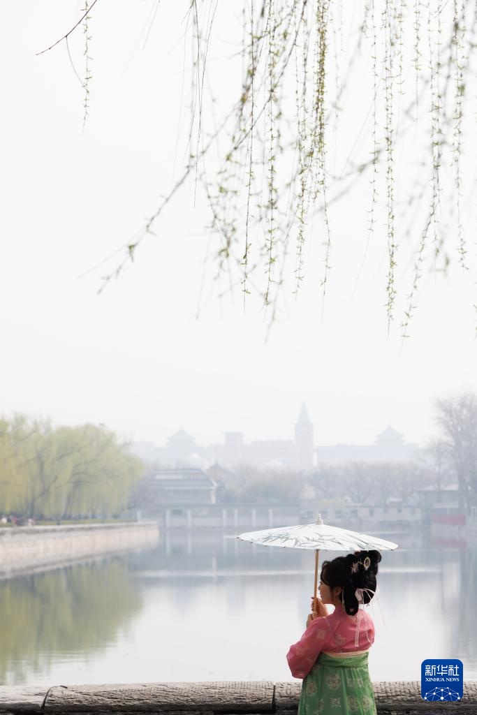 北京：公园市集＋地标文创 点亮春日消费