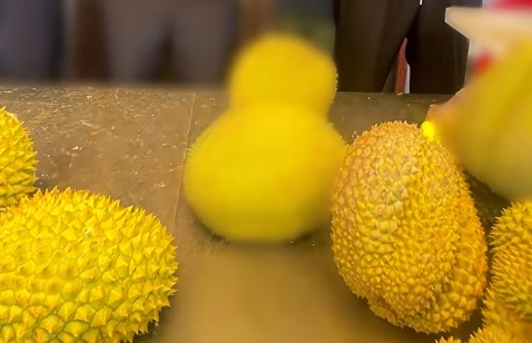 “两颗榴莲坑150、无照经营、遥控鬼秤”,三亚通报 “两颗榴莲坑150、无照经营、遥控鬼秤”,三亚通报