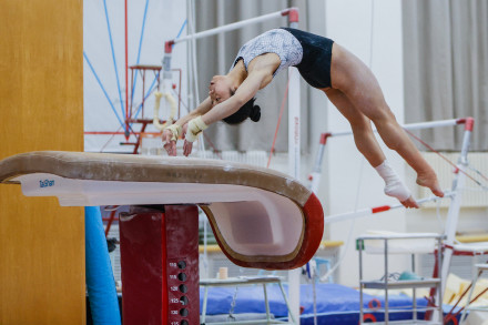 国家女子体操队冬训“扬长补短”展现新突破