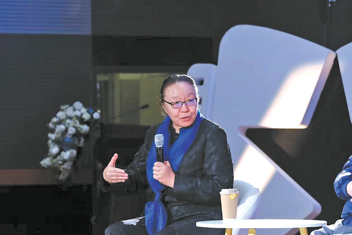 在AI时代，何为艺术？何为人？我们为何创作？