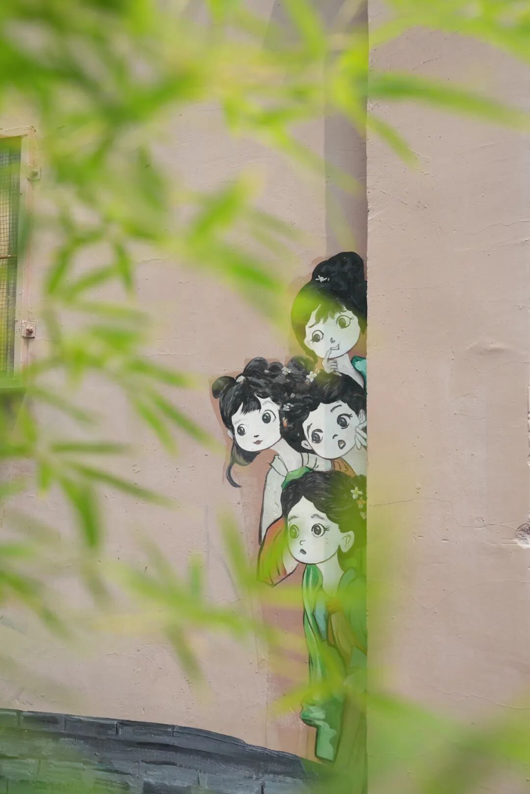 北京胡同里,悄悄多了些“新东西”?电箱穿新衣、路灯有“翅膀”…… 北京胡同里,悄悄多了些“新东西”?电箱穿新衣、路灯有“翅膀”……