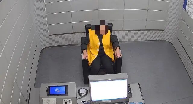 男子刚来杭州，深夜用自制网兜在钱塘江边非法捕捞鳗鱼苗43尾，刚上岸就被抓