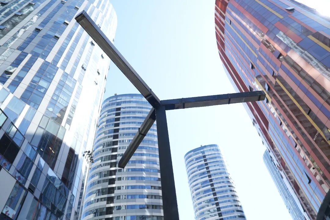 北京胡同里,悄悄多了些“新东西”?电箱穿新衣、路灯有“翅膀”…… 北京胡同里,悄悄多了些“新东西”?电箱穿新衣、路灯有“翅膀”……