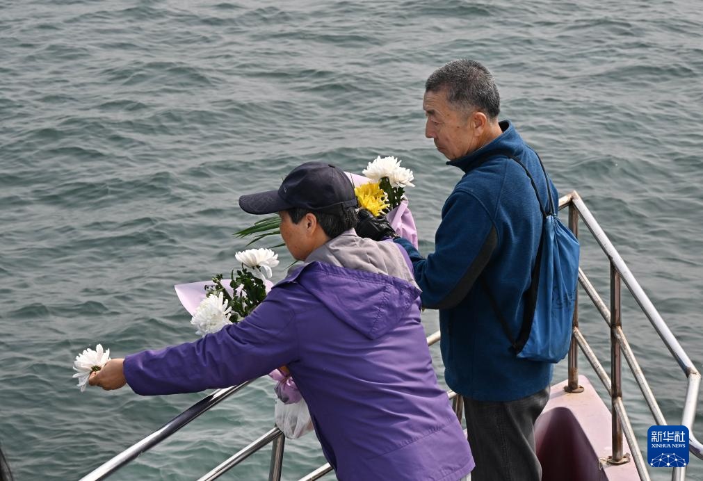 清风寄思 沧海为念