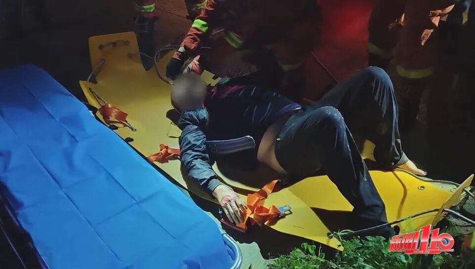 从约3米深边坡滑落!福州一男子头部受伤无法动弹 从约3米深边坡滑落!福州一男子头部受伤无法动弹