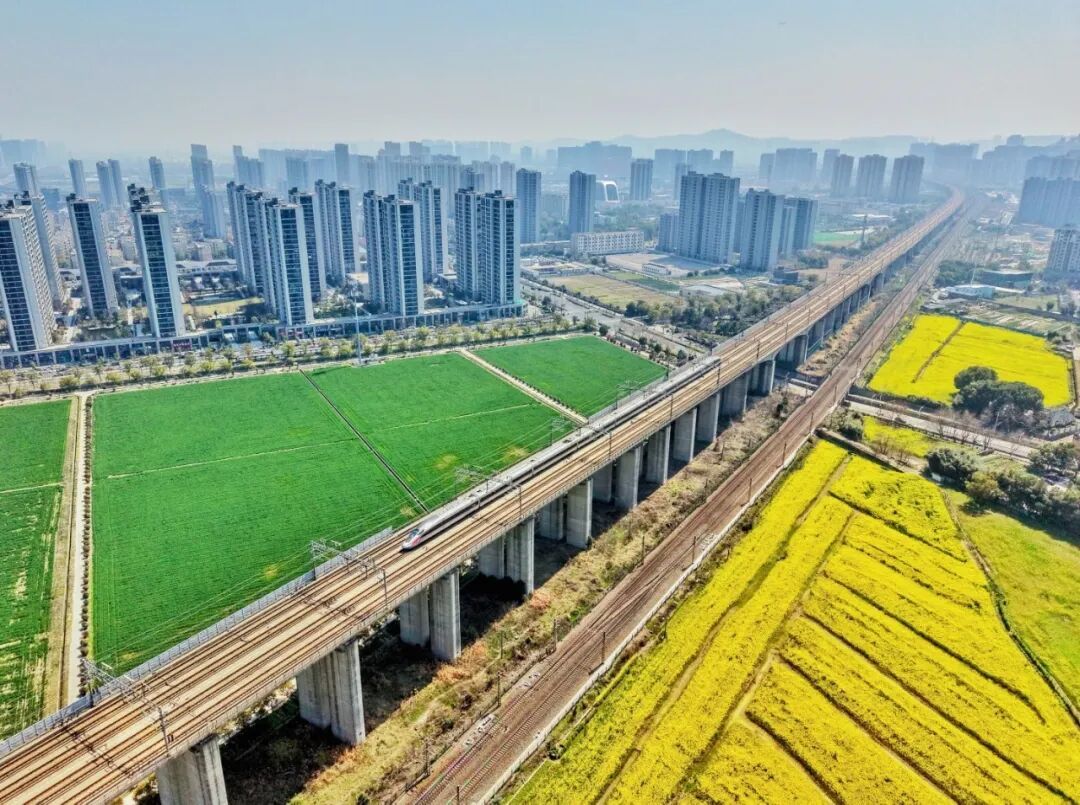 预计单日客发创新高！长三角铁路2026年春假清明运输方案出台