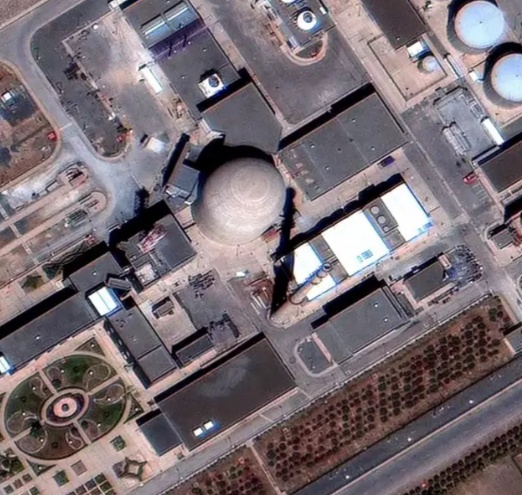 美以空袭伊核设施 伊朗：已关闭霍尔木兹海峡、将严厉报复 美：预计谈判本周进行