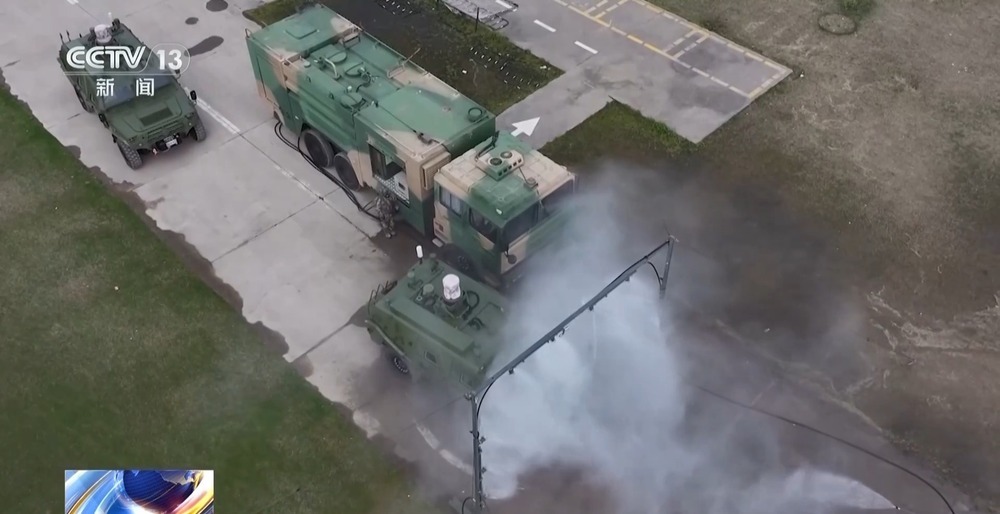 直面最危险区域!揭秘“战场安全卫士”防化兵 直面最危险区域!揭秘“战场安全卫士”防化兵