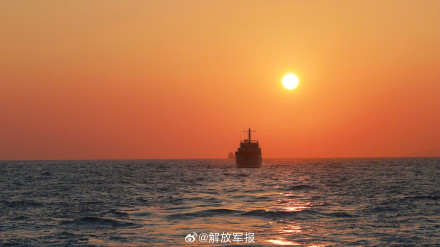 舰艇编队大洋砺兵，够燃！