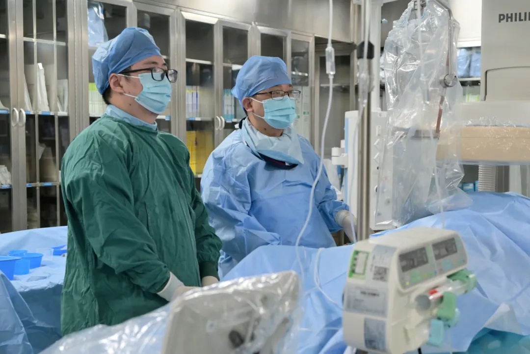 濒死感!浙江33岁小伙梦中因剧痛惊醒,胸口被巨石压住 濒死感!浙江33岁小伙梦中因剧痛惊醒,胸口被巨石压住