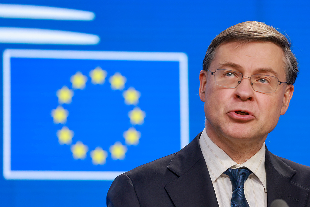 欧盟官员警告欧盟经济正面临滞胀风险