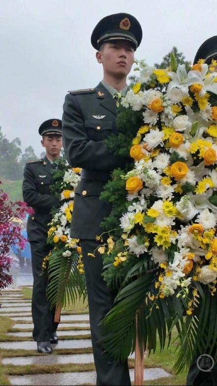 重庆一民警捐献遗体救了6个人