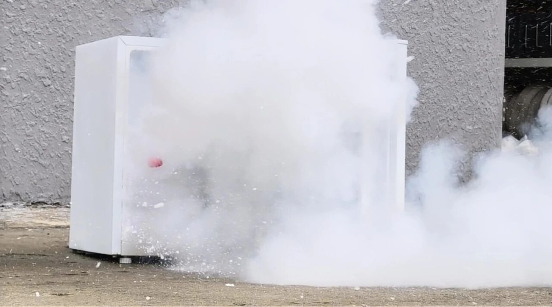 冷知识丨这个东西千万别放进冰箱，会炸！