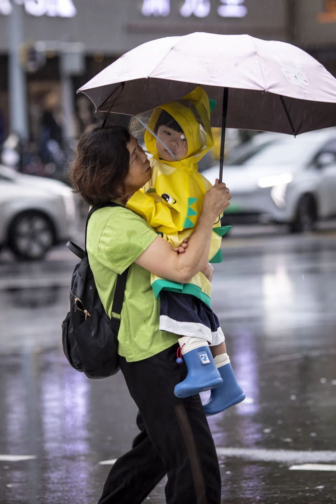 局地有冰雹！广州，要下暴雨了
