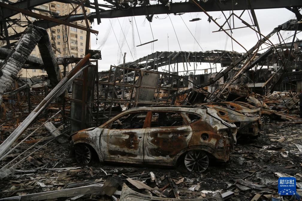 探访德黑兰被损毁的汽车服务中心