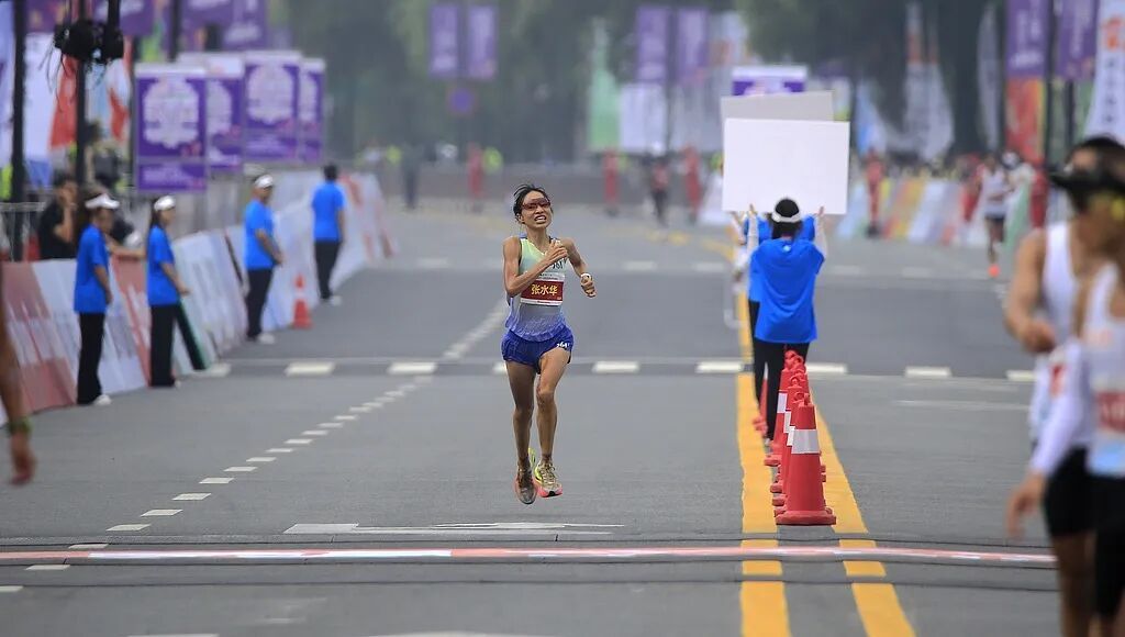 一周之内夺两冠！张水华跻身国际健将