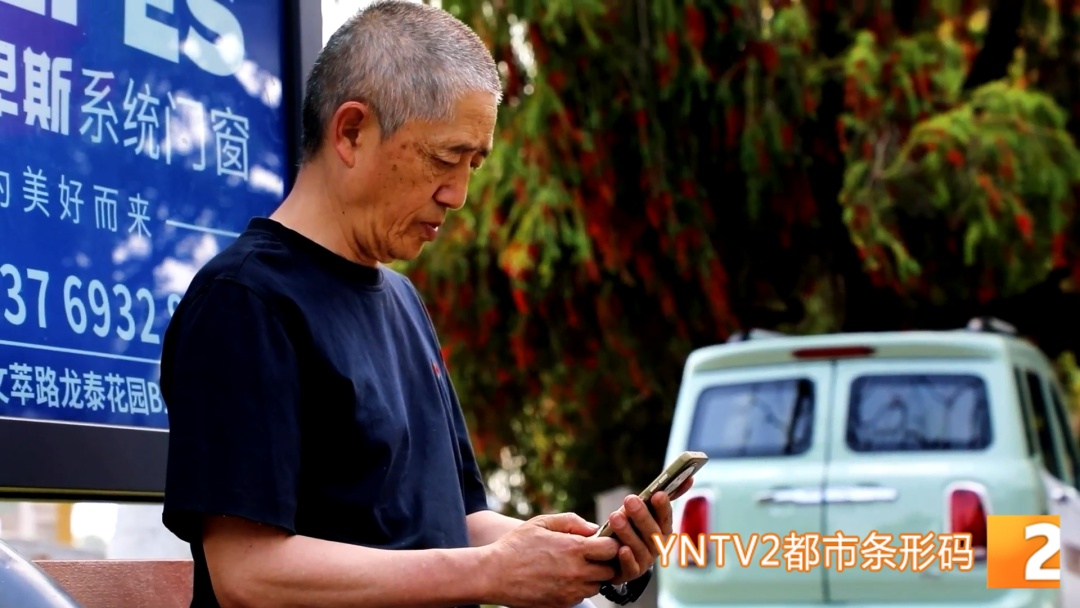 六岁娃落水他一跃而下网友：这个默默离开的湿透背影真帅！