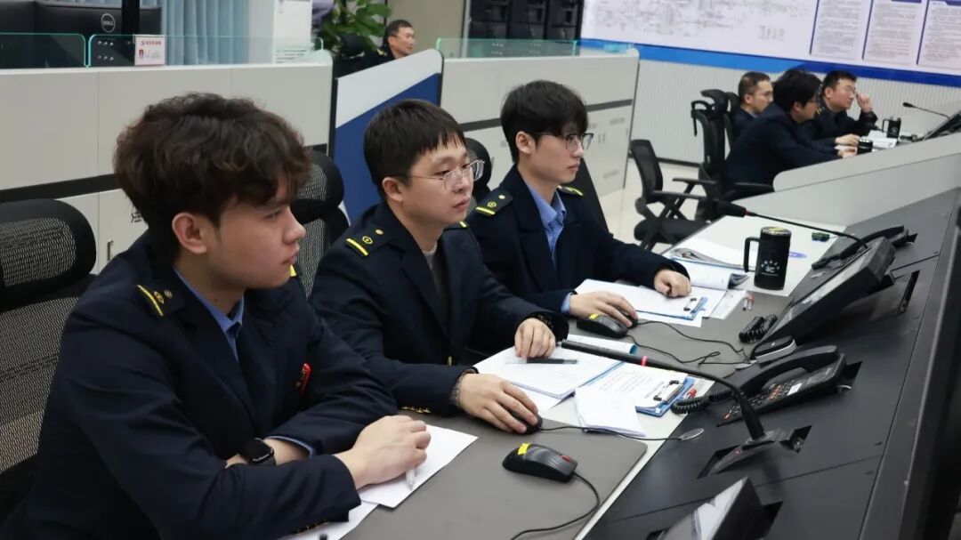 开辟绿色通道，铁路人这样争分夺秒！