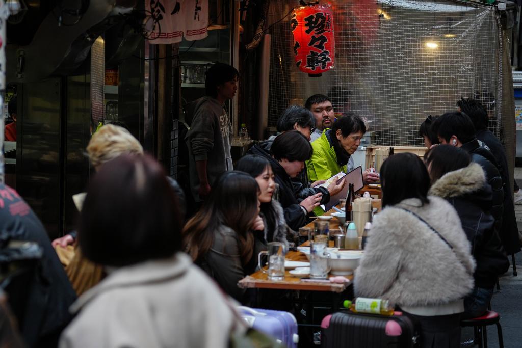 调查显示日本市场逾2500种食品4月份将涨价