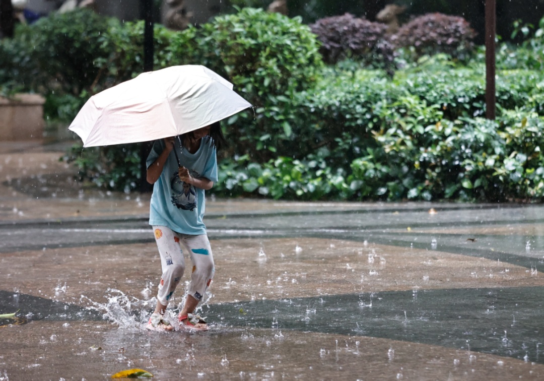 警惕短时大风、冰雹！广州今明仍有暴雨
