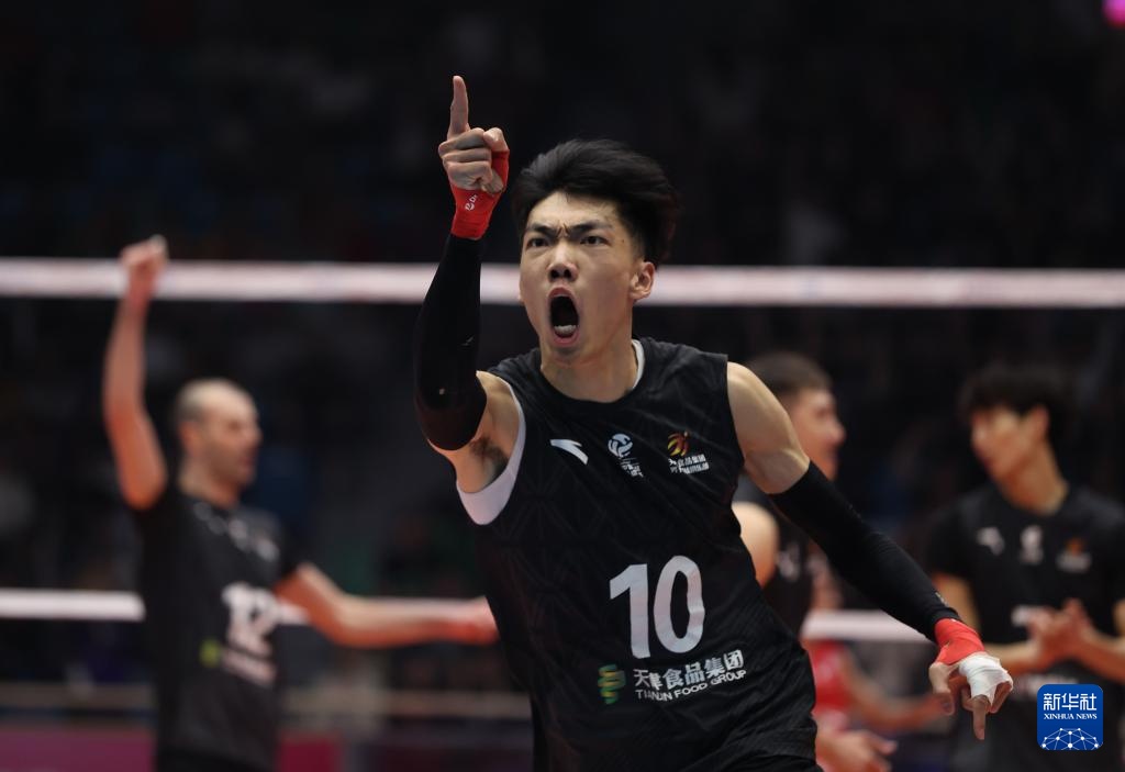男排超级联赛总决赛冠亚军决赛首回合：天津食品集团胜保定沃隶