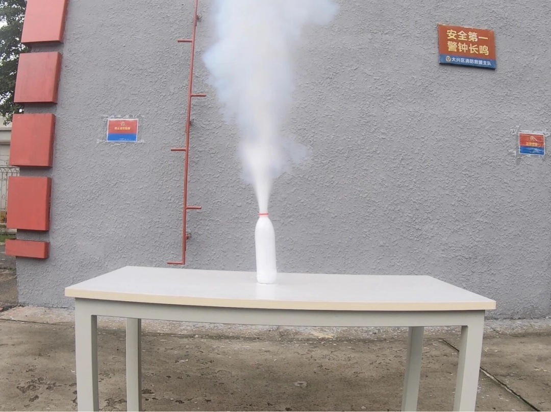 危险！千万别放冰箱，会爆炸