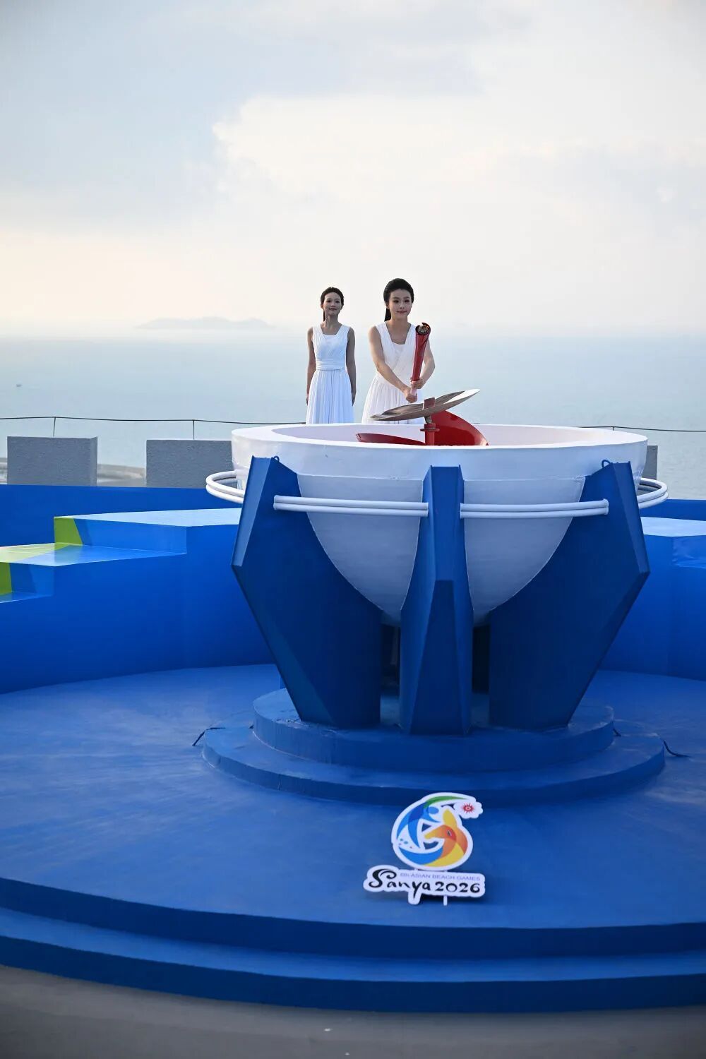 第六届亚洲沙滩运动会火种在海南三亚成功采集