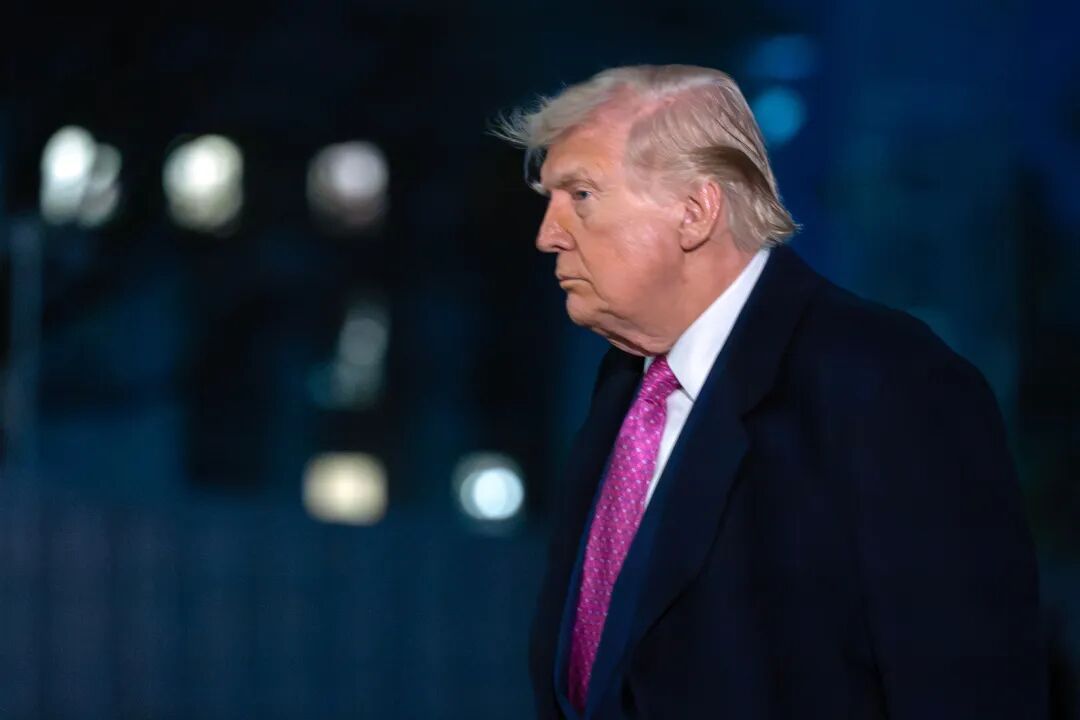 特朗普威胁,若不达成协议将“彻底摧毁”伊朗所有发电厂 特朗普威胁,若不达成协议将“彻底摧毁”伊朗所有发电厂