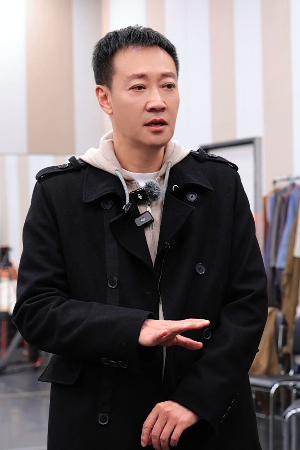 辛柏青，“回家”了