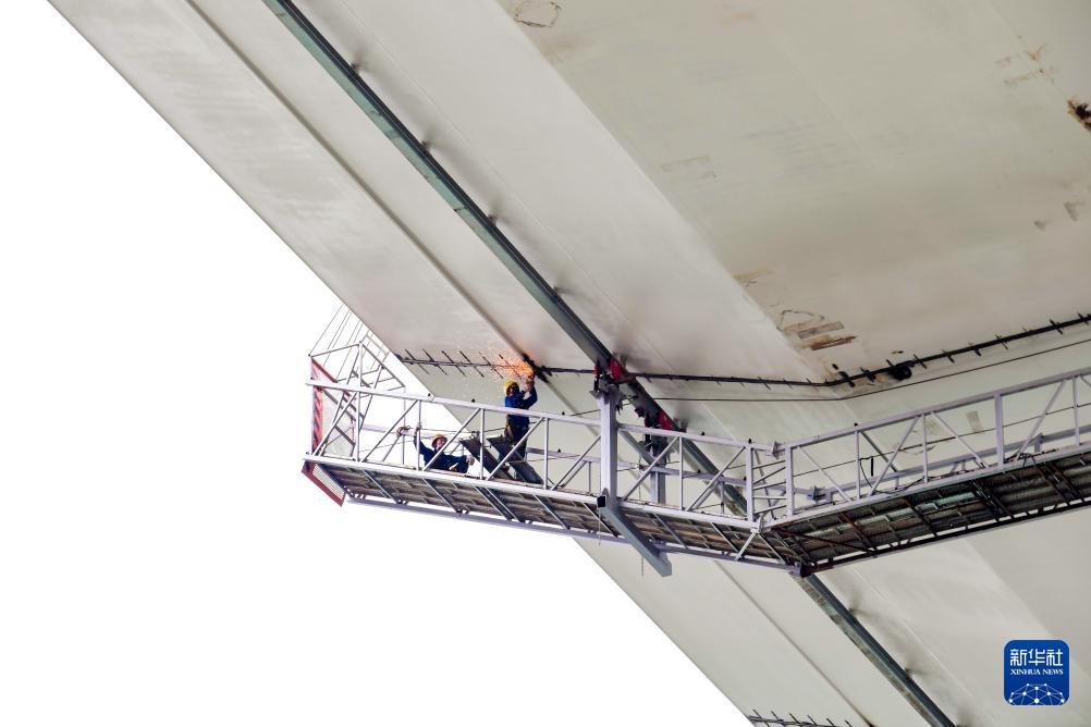 成渝中线高铁全线桥梁全部合龙 成渝中线高铁全线桥梁全部合龙