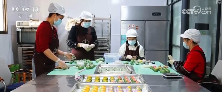 具象化呈现清明食俗文化内涵 创新造型、口味、工艺让春日滋味焕新