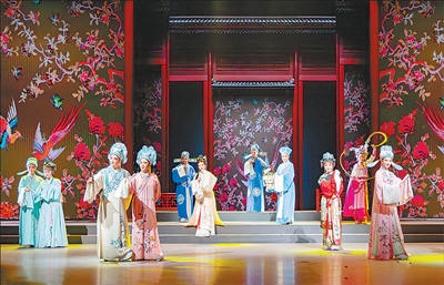 一台怎样的晚会,能让老中青五代越剧人同台献艺? 一台怎样的晚会,能让老中青五代越剧人同台献艺?