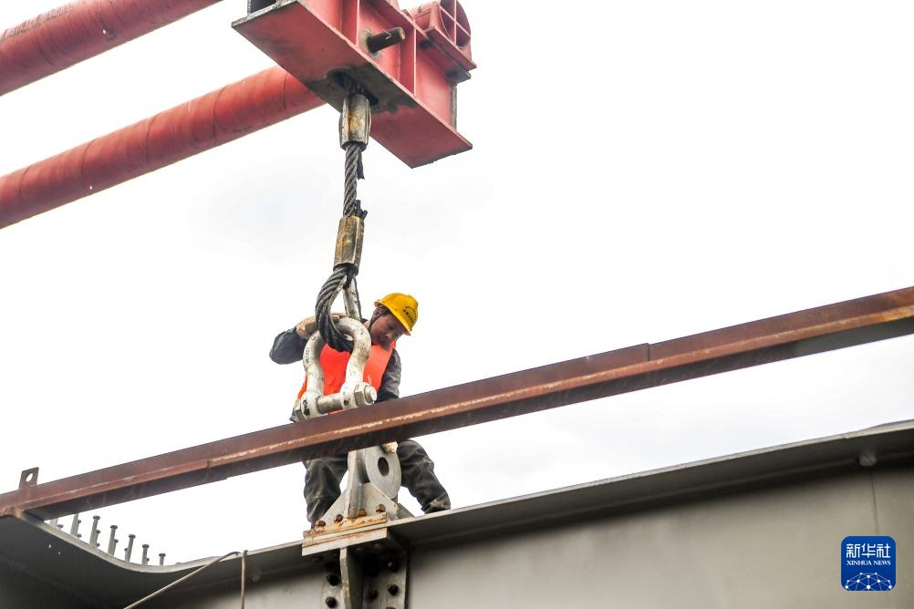 成渝中线高铁全线桥梁全部合龙 成渝中线高铁全线桥梁全部合龙