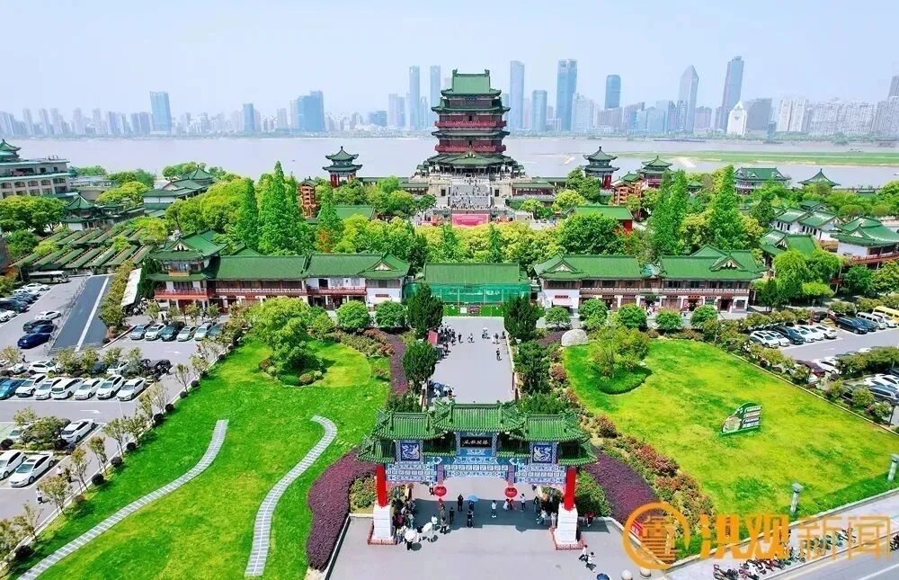 4月1日起，滕王阁旅游区优化免票人群入园流程