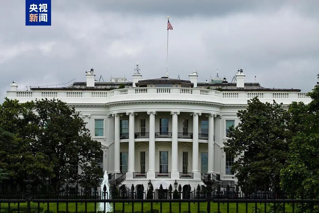 霍尔木兹海峡将收费 霍尔木兹海峡将收费