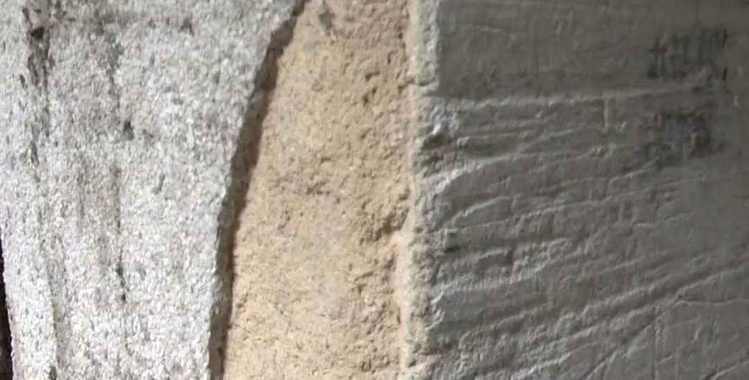 暴雨后广州越秀一居民楼墙皮脱落，砸中楼下电动车，街道办回应