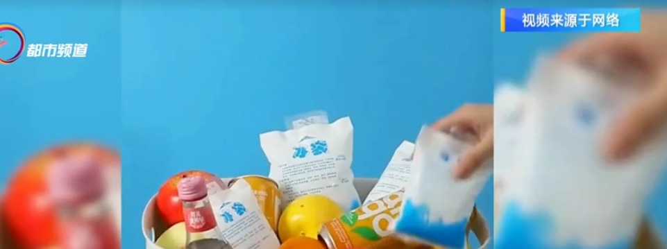 深夜突然爆炸，家里一片狼藉！紧急提醒：干冰千万别放冰箱，已有多人中招