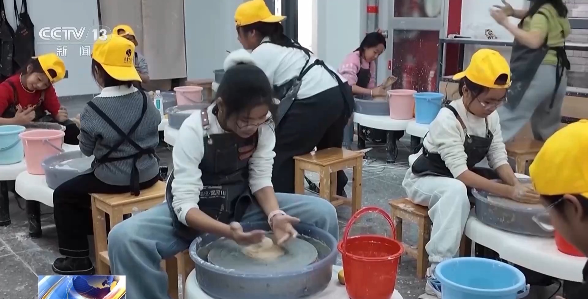 中小学生春假今日开启 多地探索破解“无人看护”难题