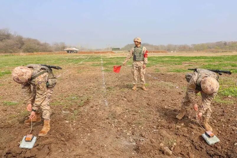 “3、2、1，拉火！”