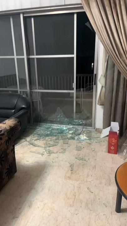 以空袭贝鲁特南部记者驻地窗户震碎