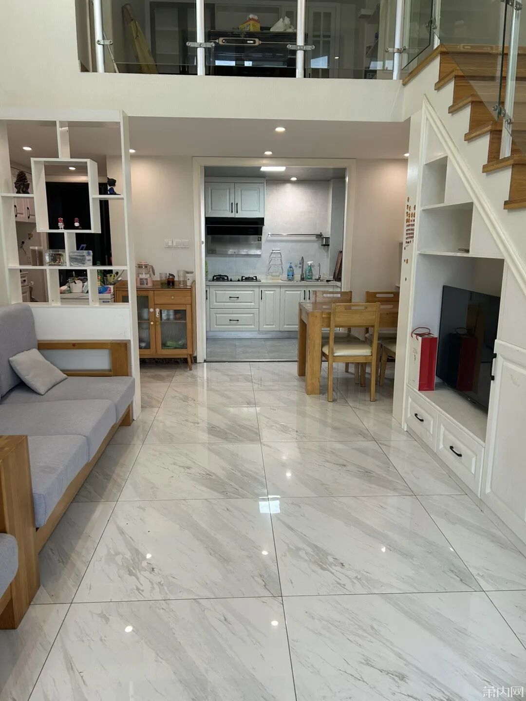 这么好的房子，租金一降再降还租不出去！杭州房东想不通……