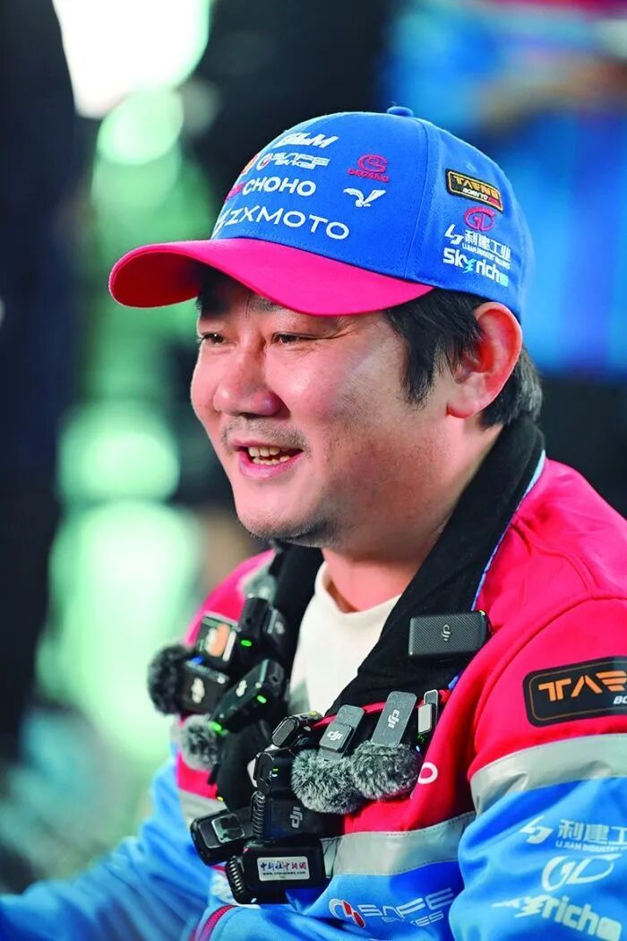 张雪机车“一战封神”启示：心存热爱、专注向前