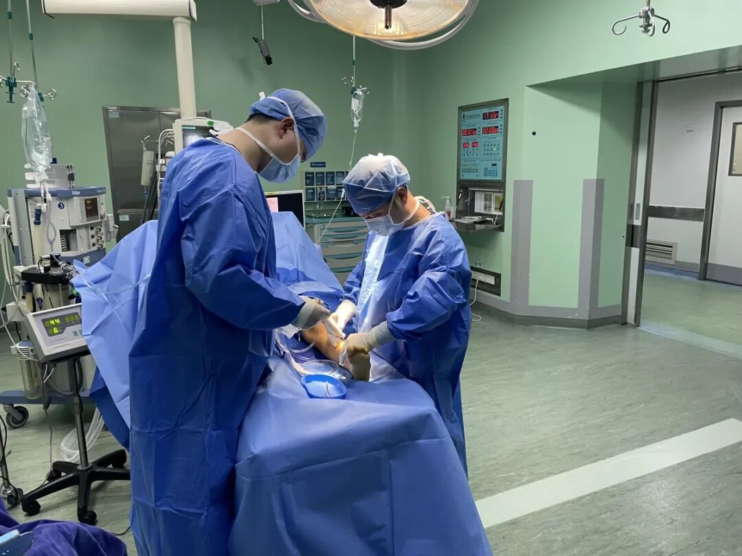 体育中考临近，运动神器“碳板鞋”到底要不要给娃买？