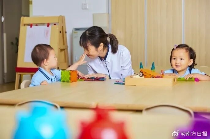 香港多名家长为孩子插队入学行贿幼儿园职员被判刑，贿款共约110万港元