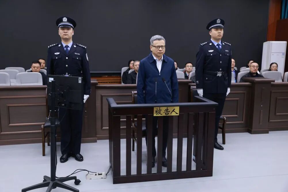 使国家和人民利益遭受特别重大损失!寇伟,被判死缓 使国家和人民利益遭受特别重大损失!寇伟,被判死缓