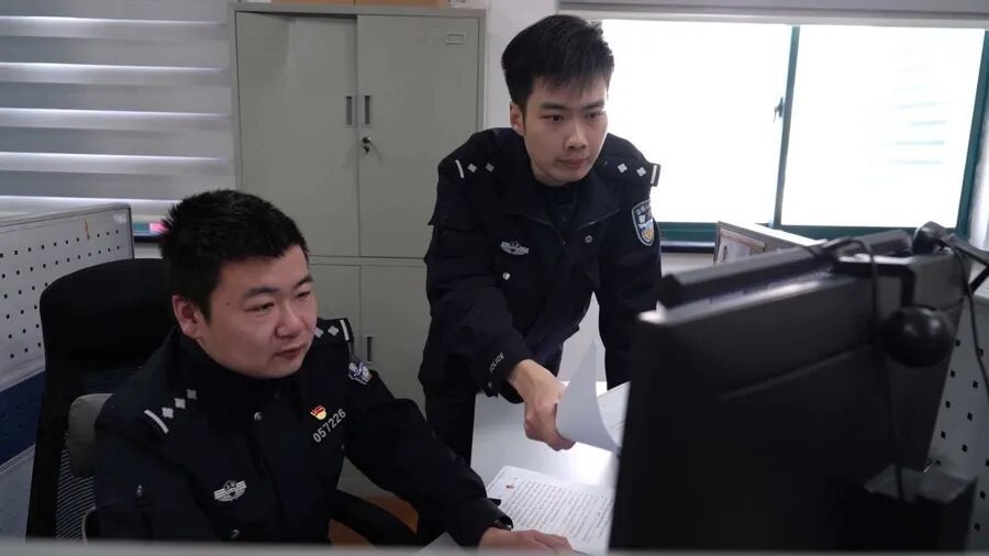 艺人家庭住址5000元/条被公开售卖,警方抓获内鬼“零零零” 艺人家庭住址5000元/条被公开售卖,警方抓获内鬼“零零零”