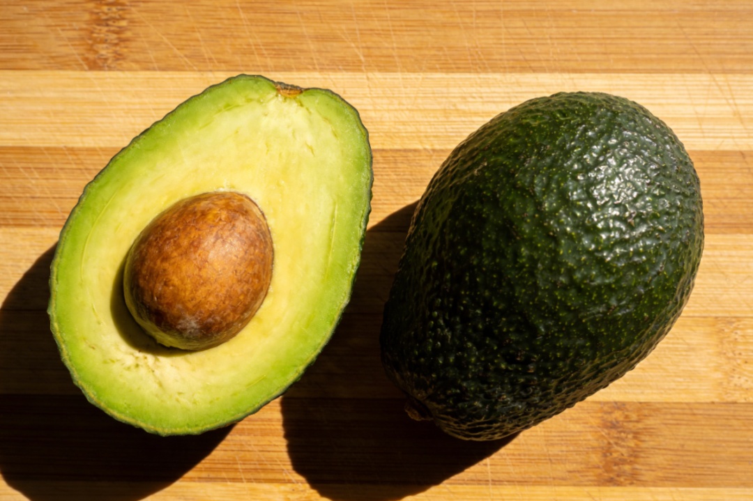 减肥不必饿肚子！这10种食物让你吃得饱，瘦得好→