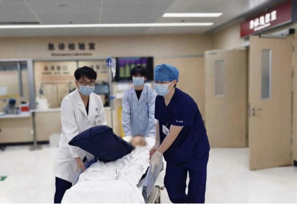 胸闷6小时!深圳一男子爬山后被送急救室!这病近期高发,严重可致死 胸闷6小时!深圳一男子爬山后被送急救室!这病近期高发,严重可致死