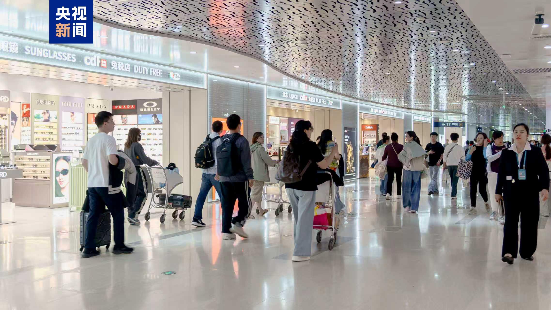 海南离岛免税“即购即提”“担保即提”实施三周年 购物金额超100亿元