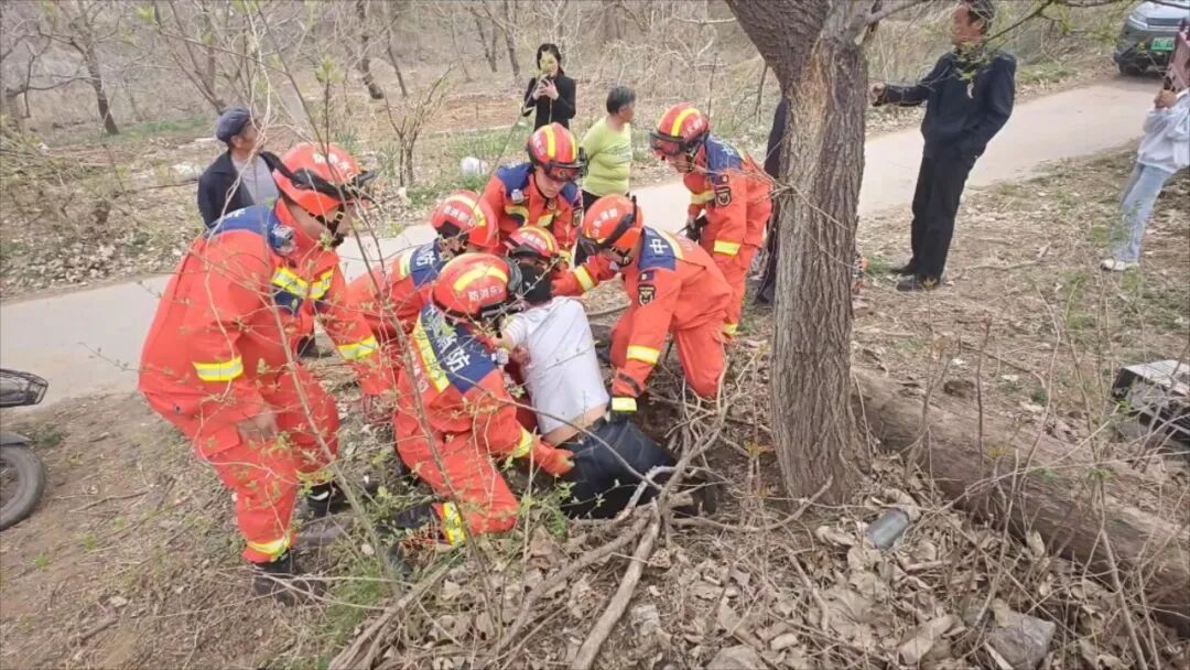 吓人！村口枯井接连“吃下”俩人，先是孩子后是父亲……